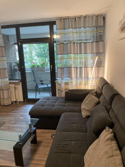 Gemutlich Und Moderne Wohnung In Düsseldorf Exterior foto